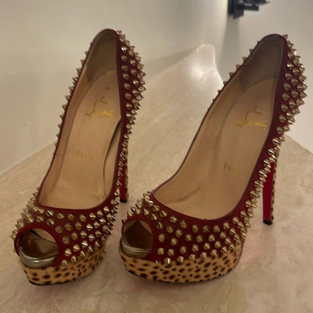 Christian Louboutin Platform Sandals Size 37.